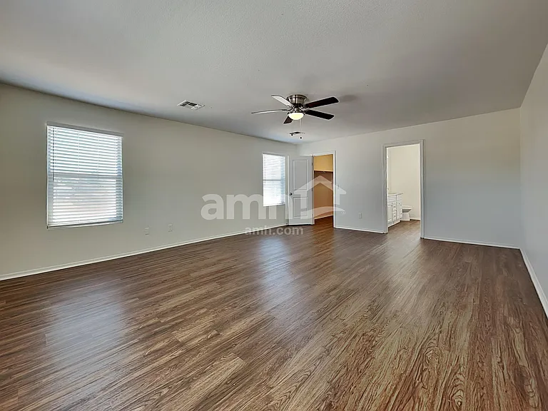 770 E Reflection Pl — Photo 11