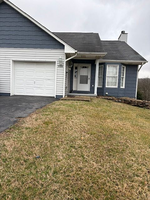 1st image of 2166 Valley Dr