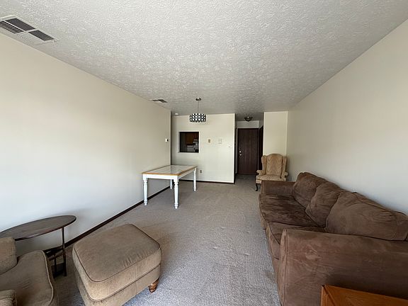 4th image of 158 Smith St APT 104