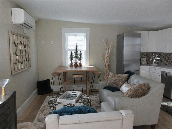 2nd image of 9 Conwell Street #4