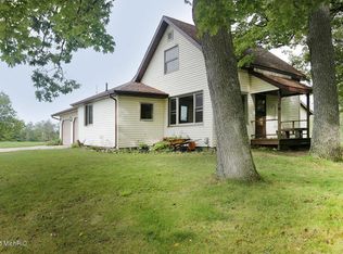 17129 White Creek Ave, Sand lake, MI 49343