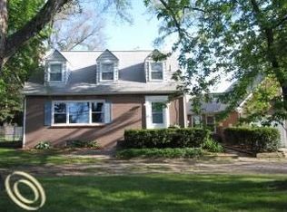 2593 W Auburn Rd, Rochester Hills, MI 48309