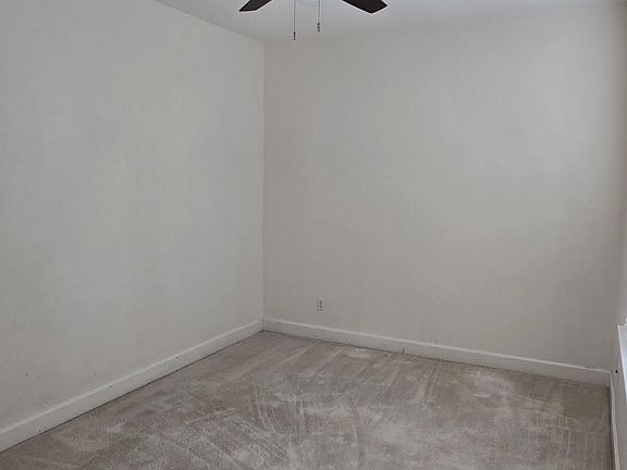 4th image of 660 W Bonaventure Ave