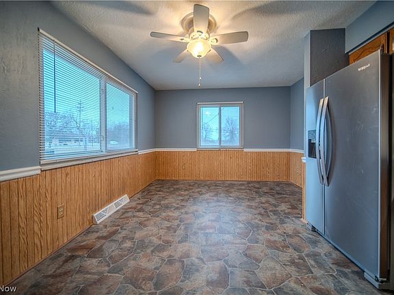 5th image of 818 Jean Ave