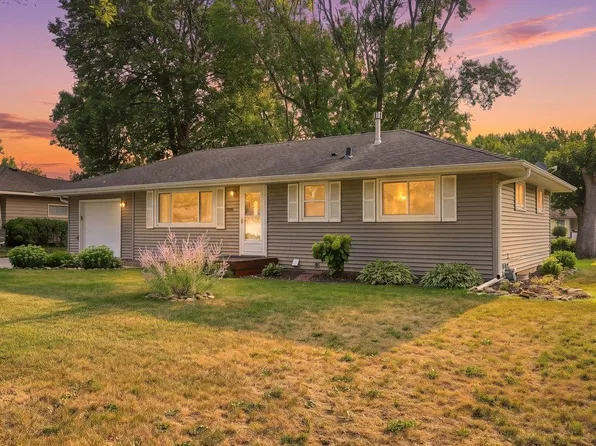 2005 Maple St, Hastings, MN 55033