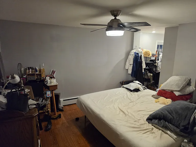28 Burbank St #1 — Photo 13