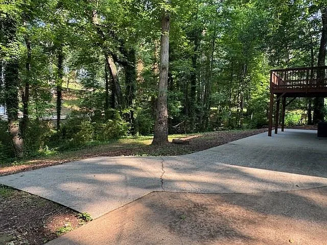 130 Lori Ln — Photo 22