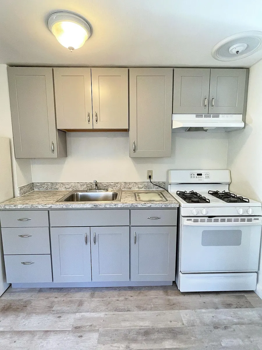 Building Photo - 154 Atlantic St #4T
