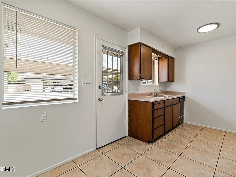 6438 E Butte St #2 — Photo 11