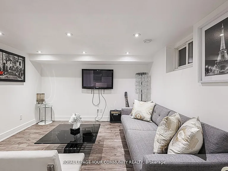 52 Princeway Dr #LOWER — Photo 11