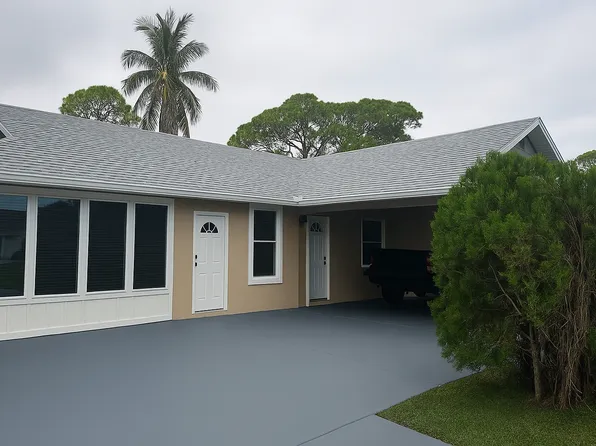 2425 Mohawk Ave, Fort Pierce, FL 34946