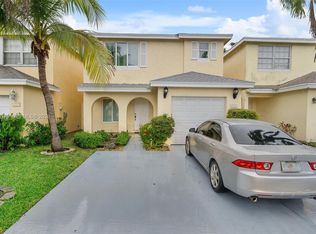 Crystal View Townhomes Pl, Pompano Beach, FL 33064
