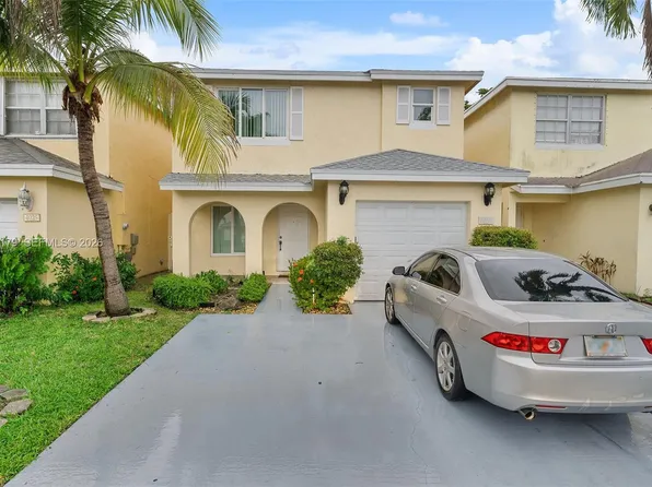 4027 Eastridge Dr, Pompano Beach, FL 33064