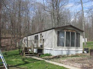 8440 W Graves Rd, Bloomington, IN 47403