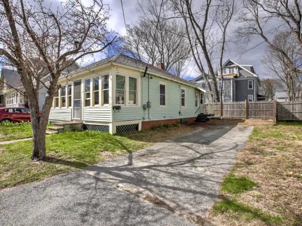39 Tremaine St, Portland, ME 04103