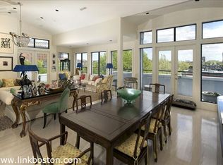 15 Harcourt St #PENTHOUSE 506, Boston, MA 02116