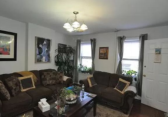 4th image of 36-21 36th St