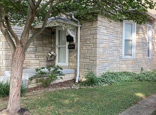 229 S 5th St, Vincennes, IN 47591