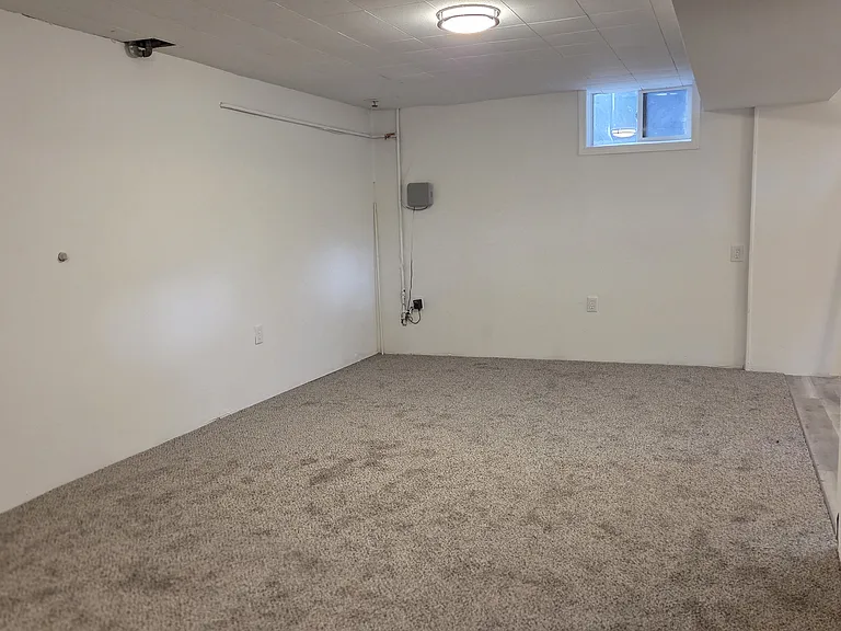 2131 S Yates St — Photo 12