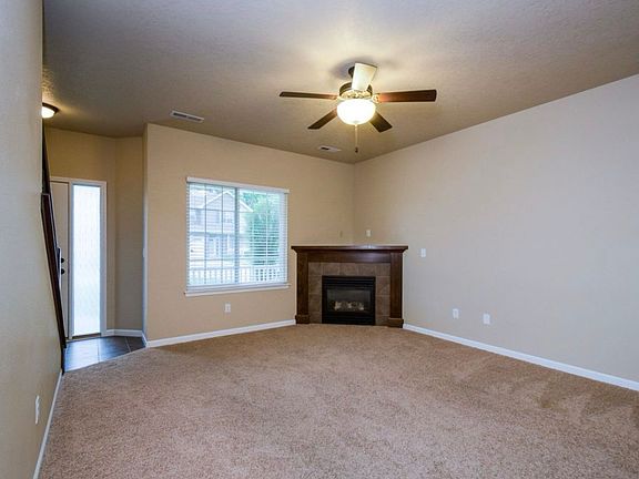 4th image of 1574 Burr Dr