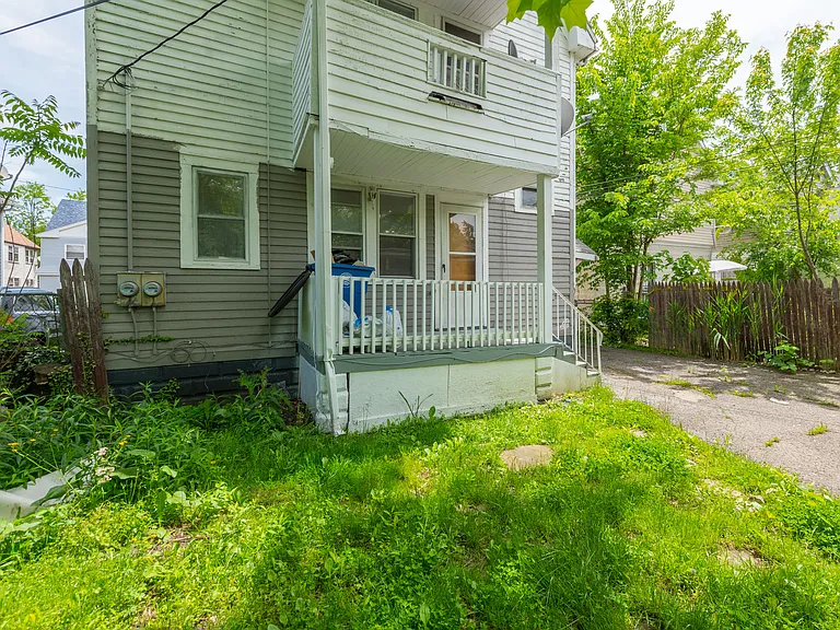 2828 E 125th St #D — Photo 33