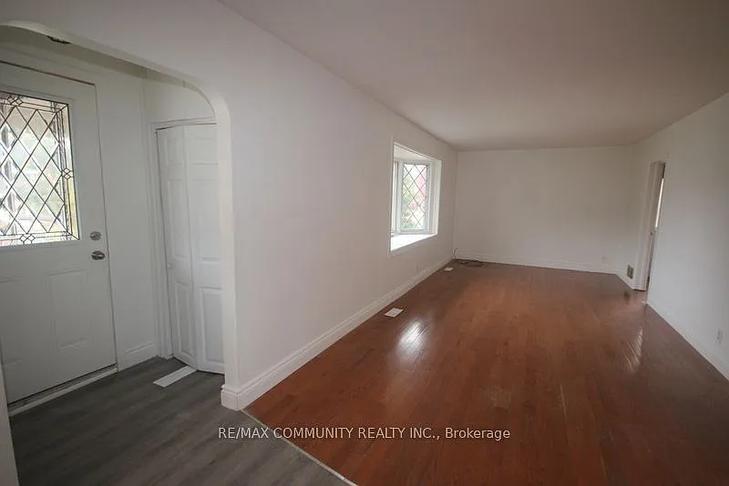 4 bed, $2,895 — Photo 2