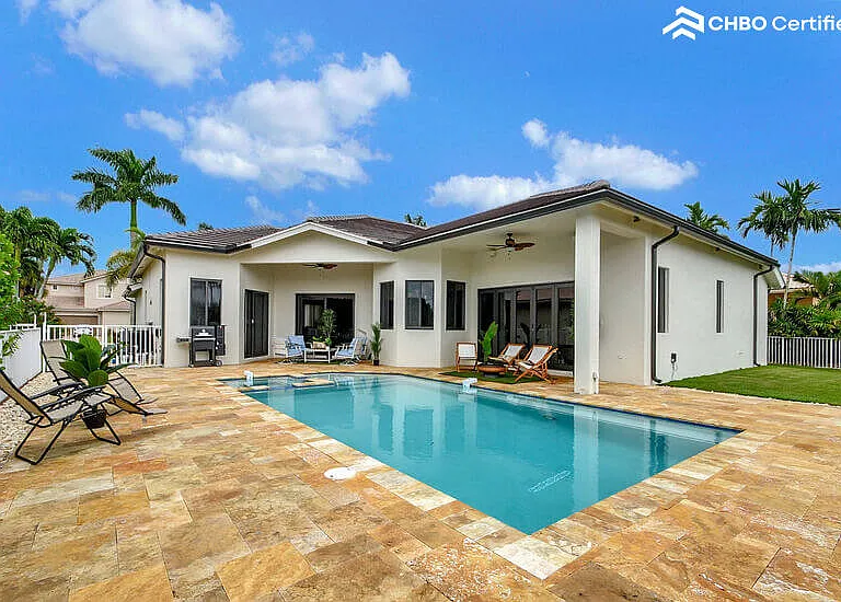 11618 Manatee Bay Ln — Photo 43