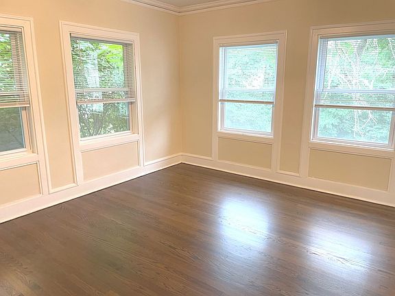 2nd image of 3807 N Prospect Ave #6