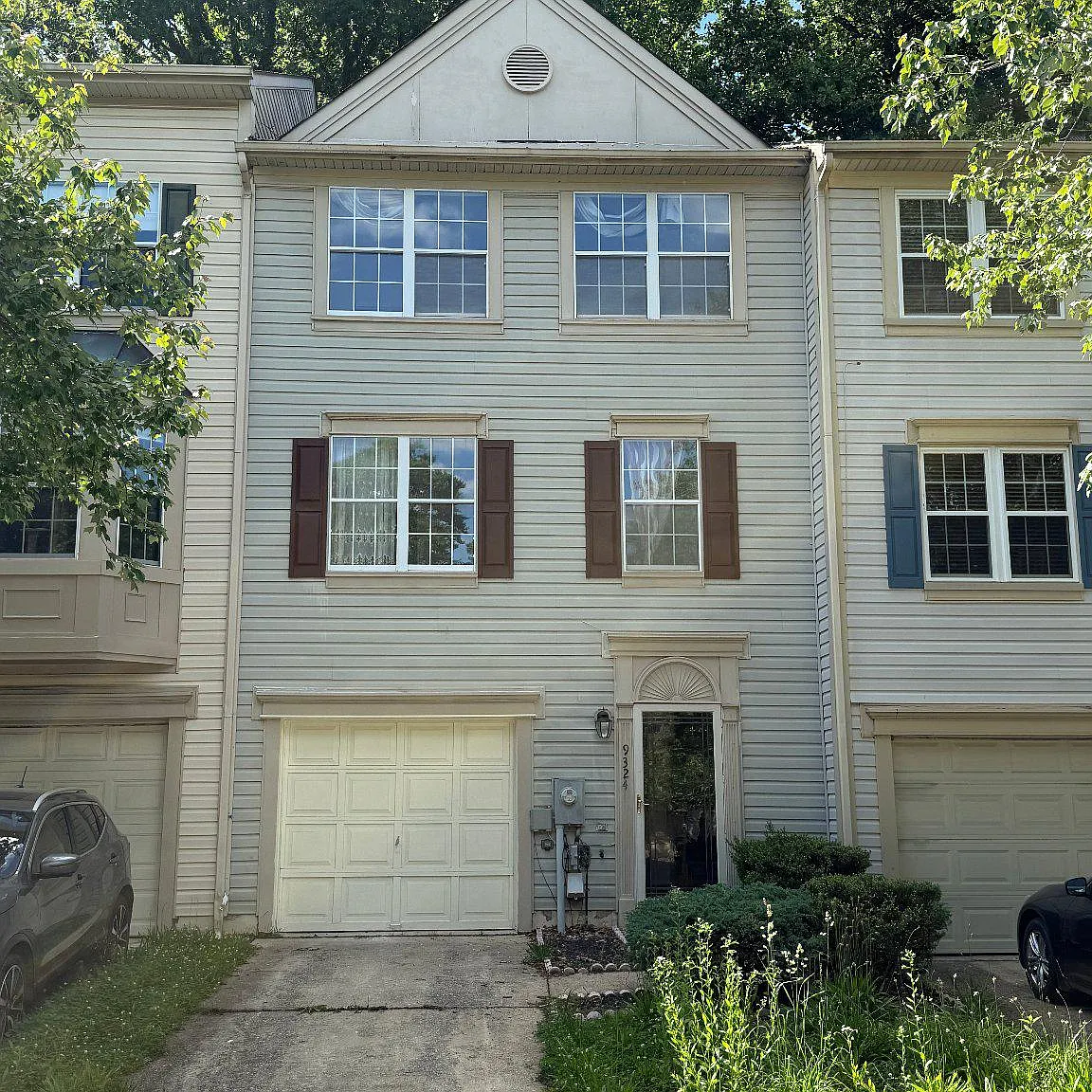 3 bed, 2.5 bath, 1800 sqft, $2,800 — Photo 1