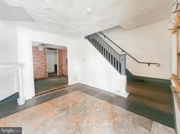 308 N 59th St, Philadelphia, PA 19139