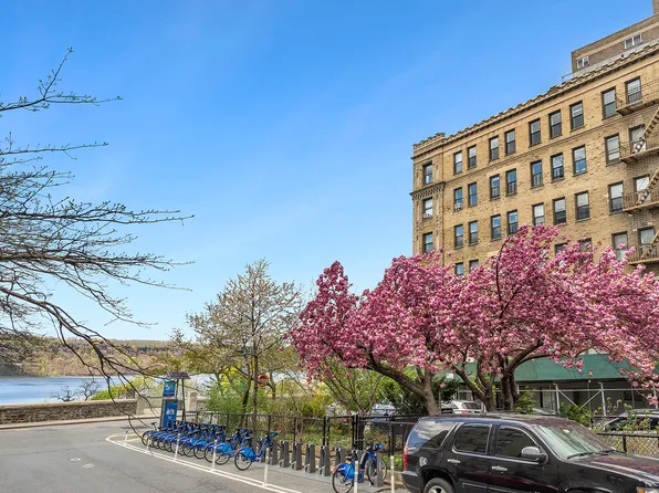 875 West 181st Street image 15 of 18