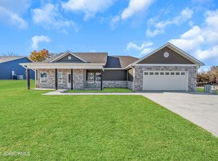 774 Vine Dr, Holts Summit, MO 65043