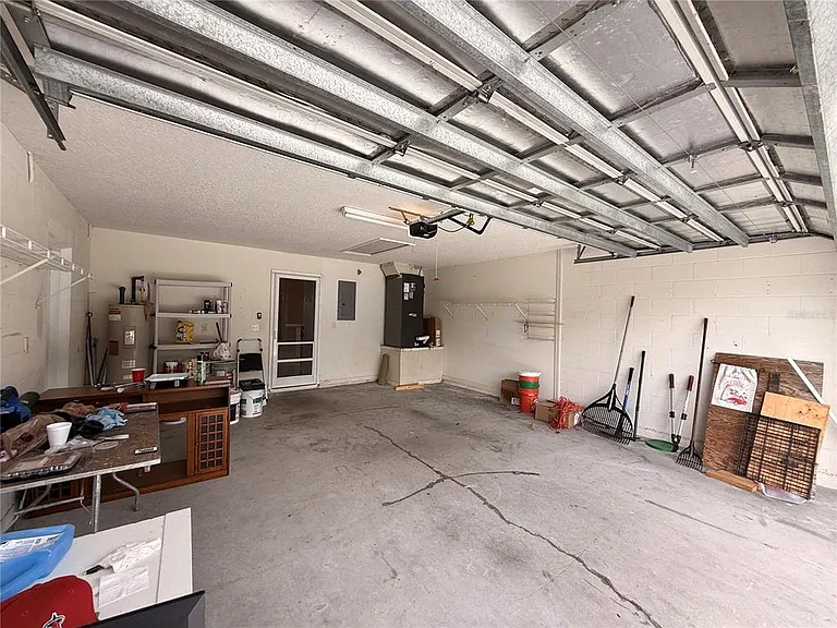 3010 Victoria Dr — Photo 49
