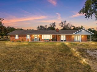 5410 W Graphic Rd, Mountainburg, AR 72946