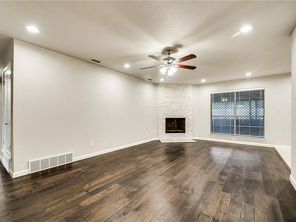 4th image of 1011 Whippoorwill Ct