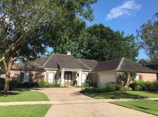 412 Plantation Crest Ct, Baton Rouge, LA 70810