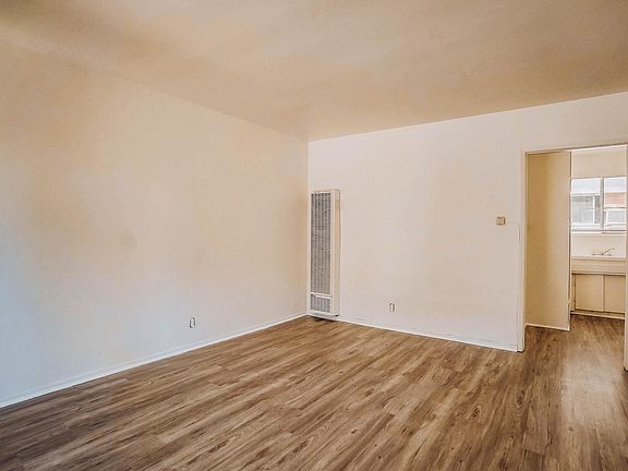 3rd image of 7117 Fulton Ave APT 1