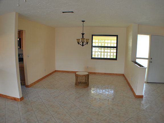 4th image of 1005 Waikiki Dr