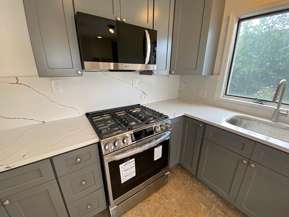 1st image of 72-74 Dundee Ave #1