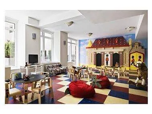 Rented by Douglas Elliman | media 18