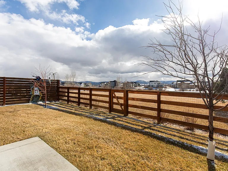 5468 Westmorland Dr — Photo 44