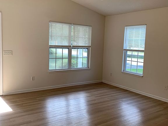 5th image of 4011 Masonboro Loop Rd