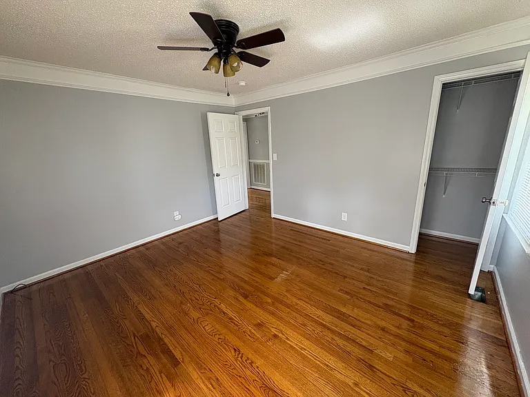 313 Kernodle Dr — Photo 8