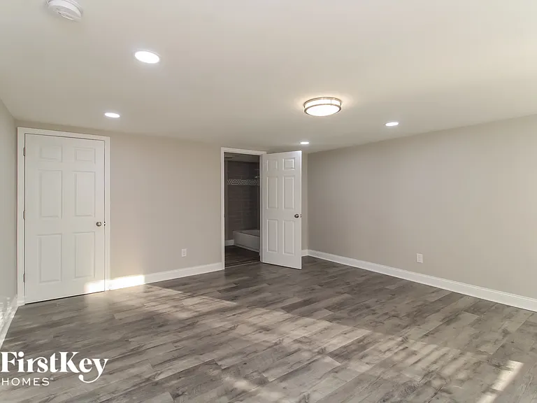 218 Friendway Rd — Photo 7