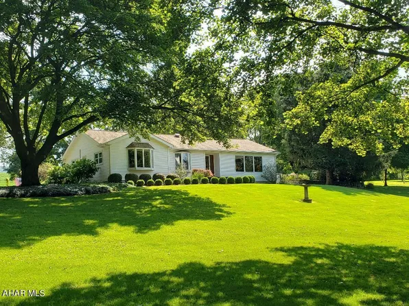 1174 Spang Street Ext, Roaring Spring, PA 16673