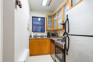 Rented by Luxian International Realty LLC