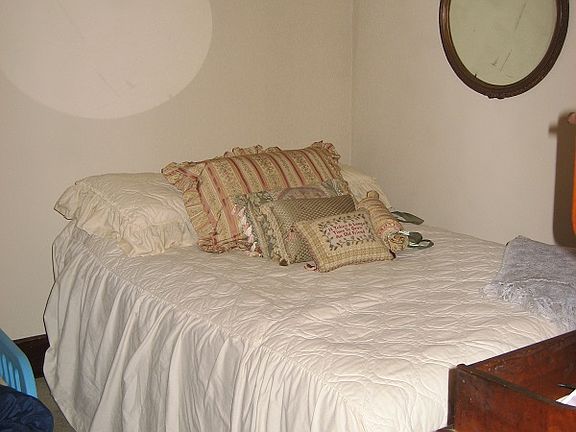 4th image of 9 Harbour View Ter