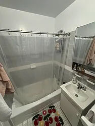 Rented by KNOCKKNOCK LLC