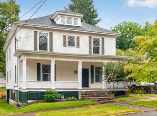 302 N 3rd St, Danville, KY 40422