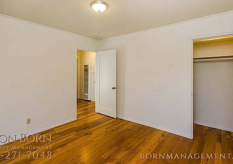 1351 Chestnut St — Photo 21